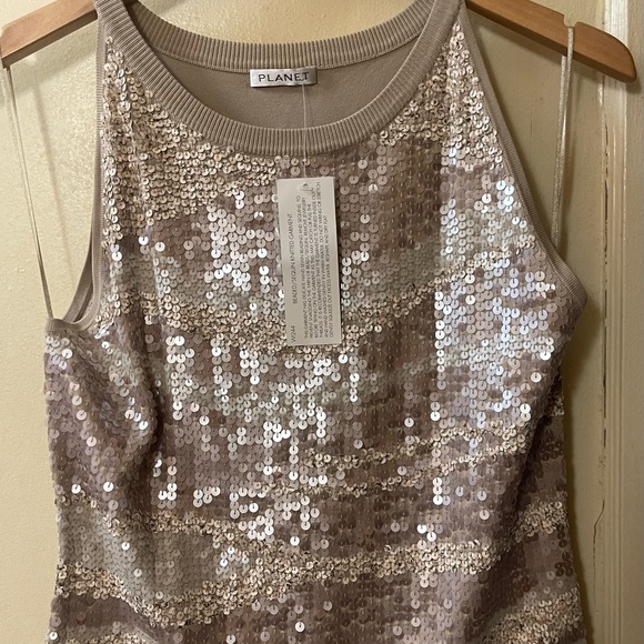 Planet sequin top - Picture 10 of 10